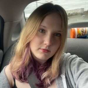 Meet your Posher, Zoe